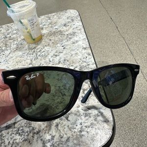 Rayban 2140 wayfarer